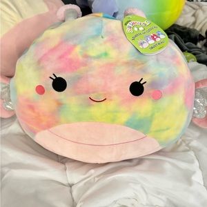 16 inch Wren like new squishmallow